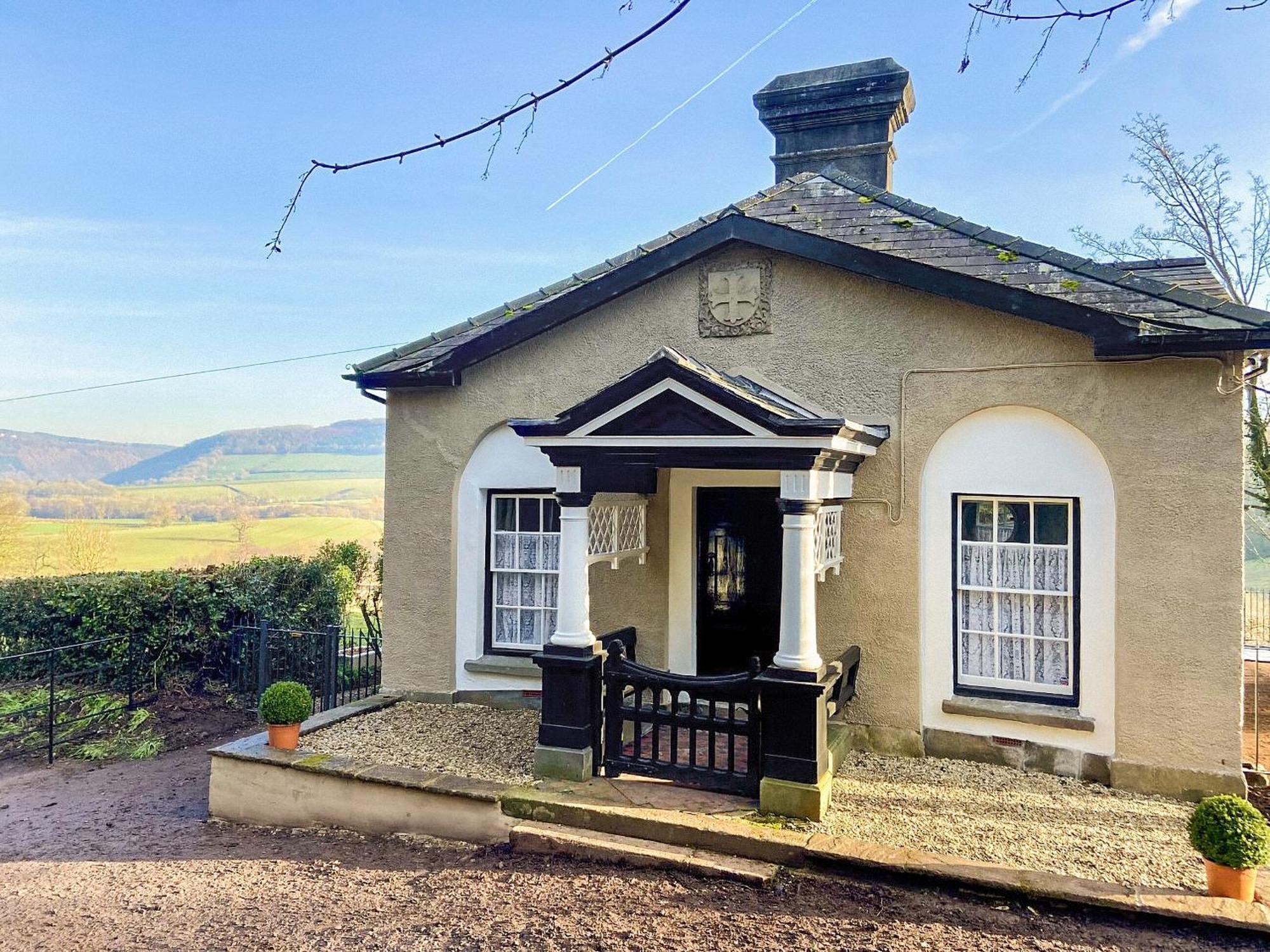 The Lodge Wonastow Extérieur photo
