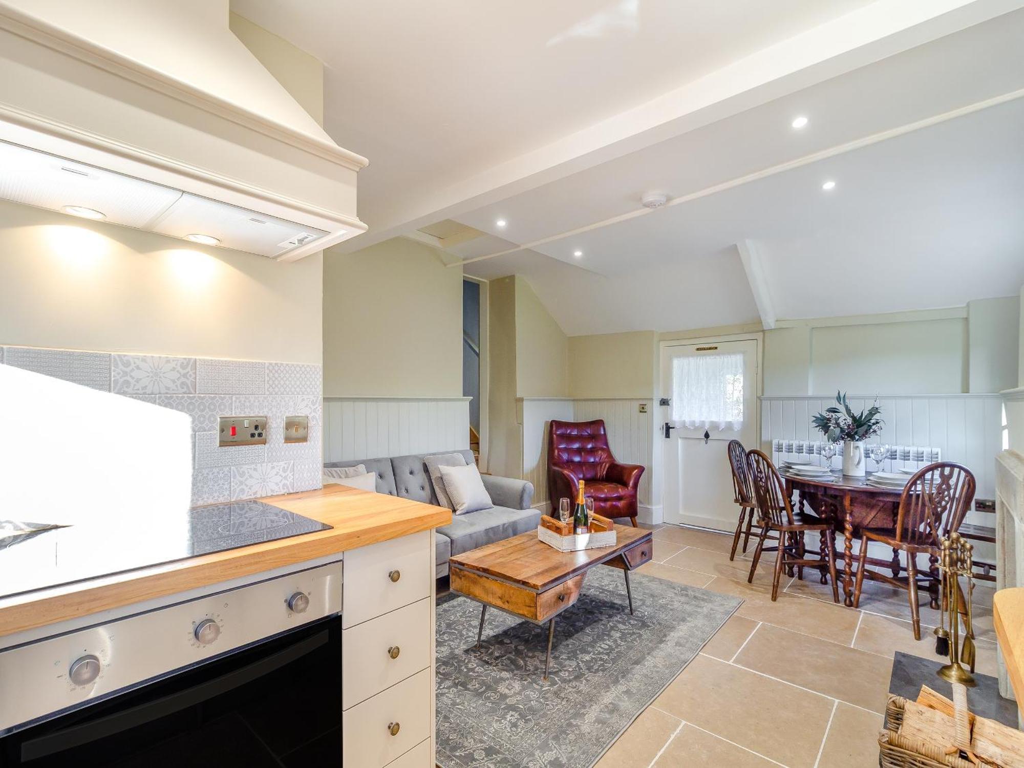 The Lodge Wonastow Extérieur photo