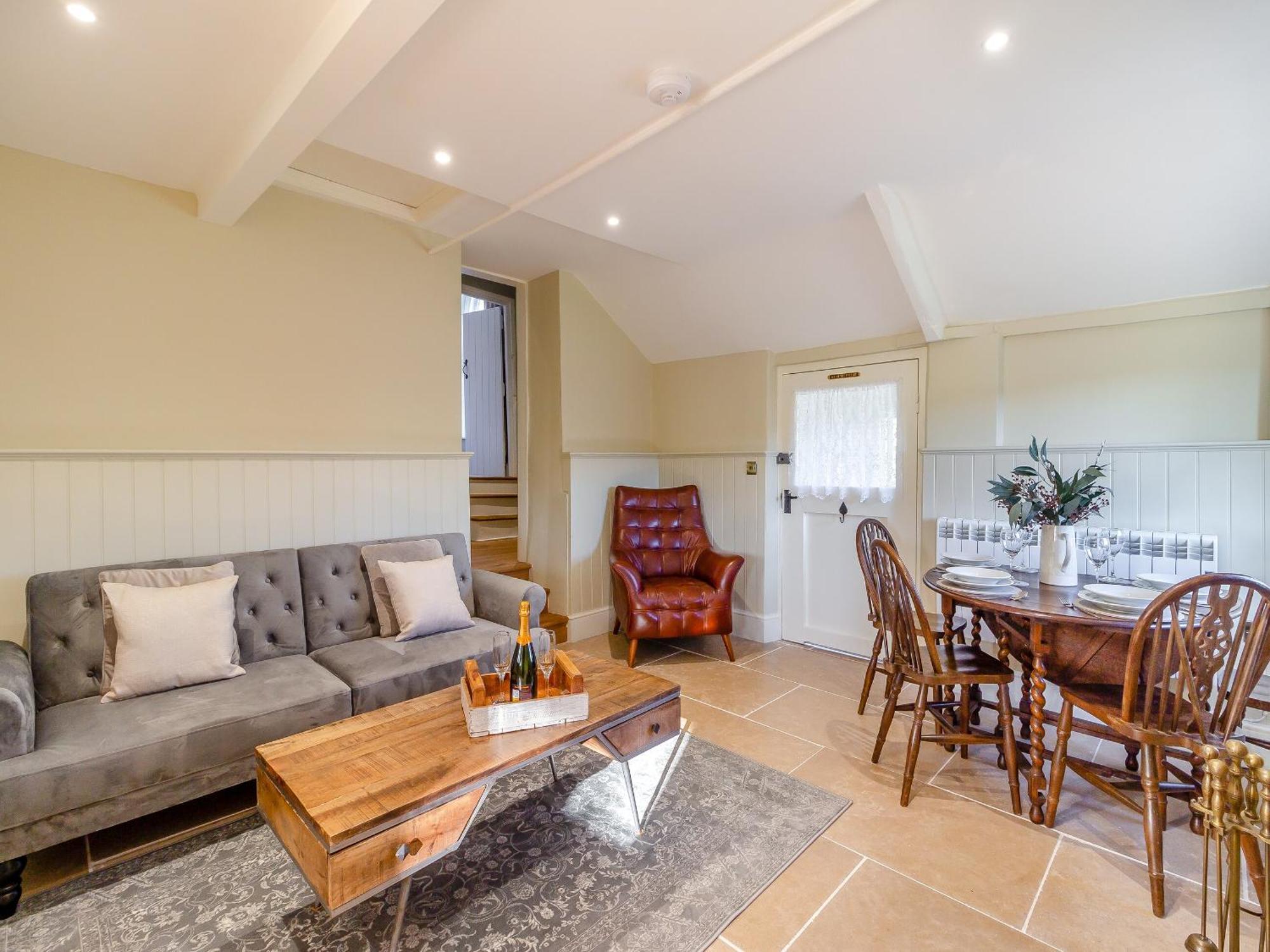 The Lodge Wonastow Extérieur photo
